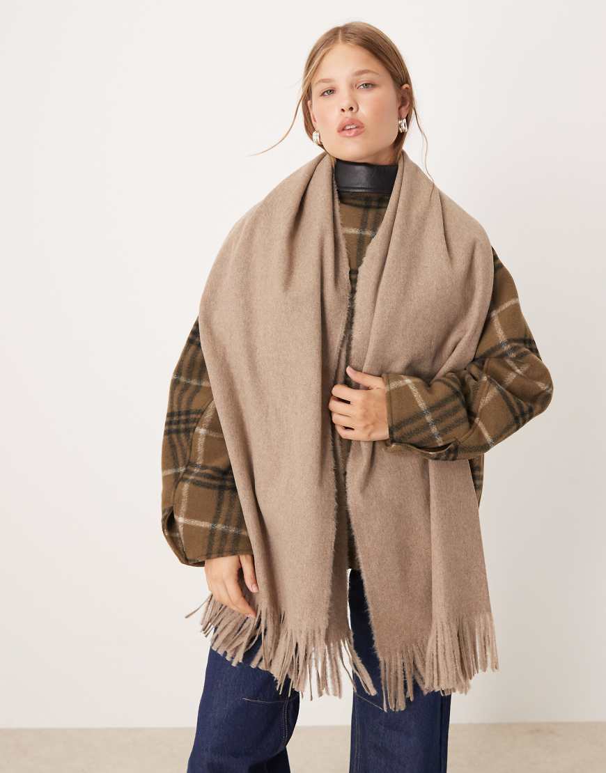 Mango - Klassischer Schal in Latte-Brown von Mango