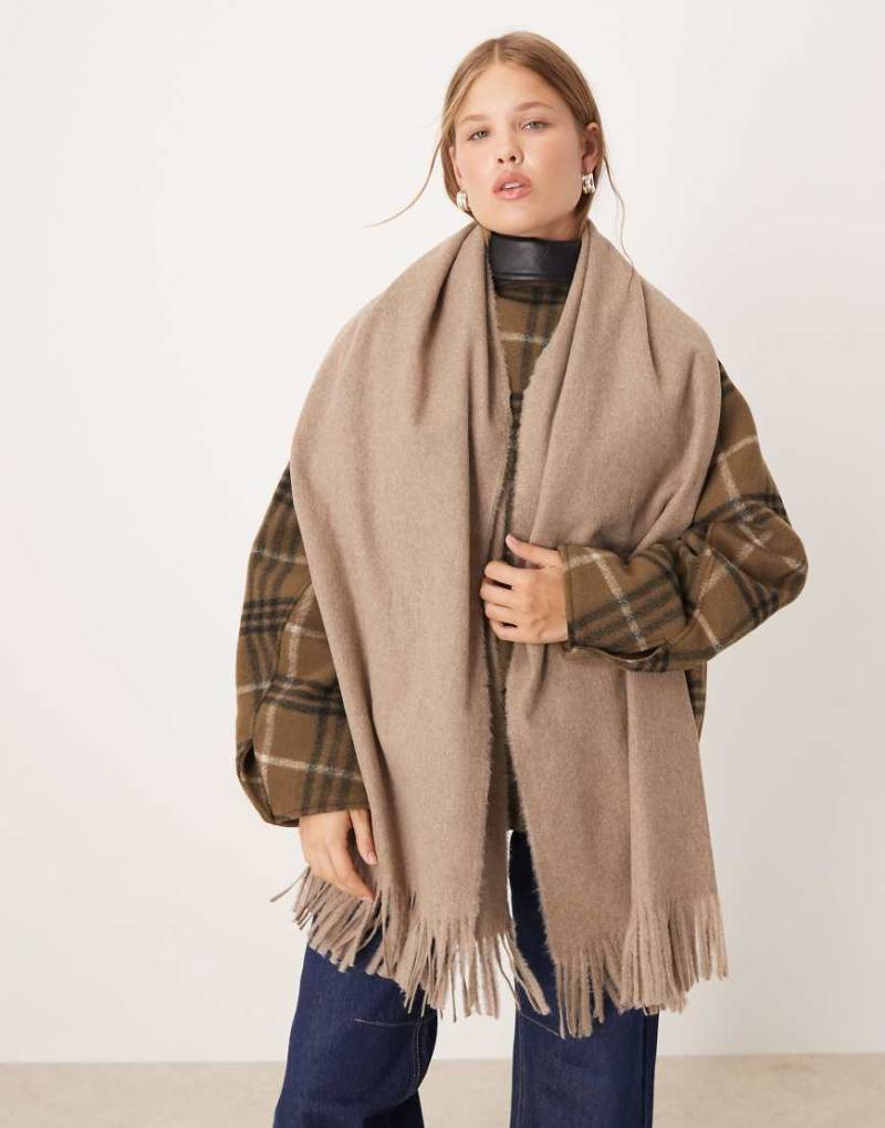 Mango - Klassischer Schal in Latte-Brown von Mango