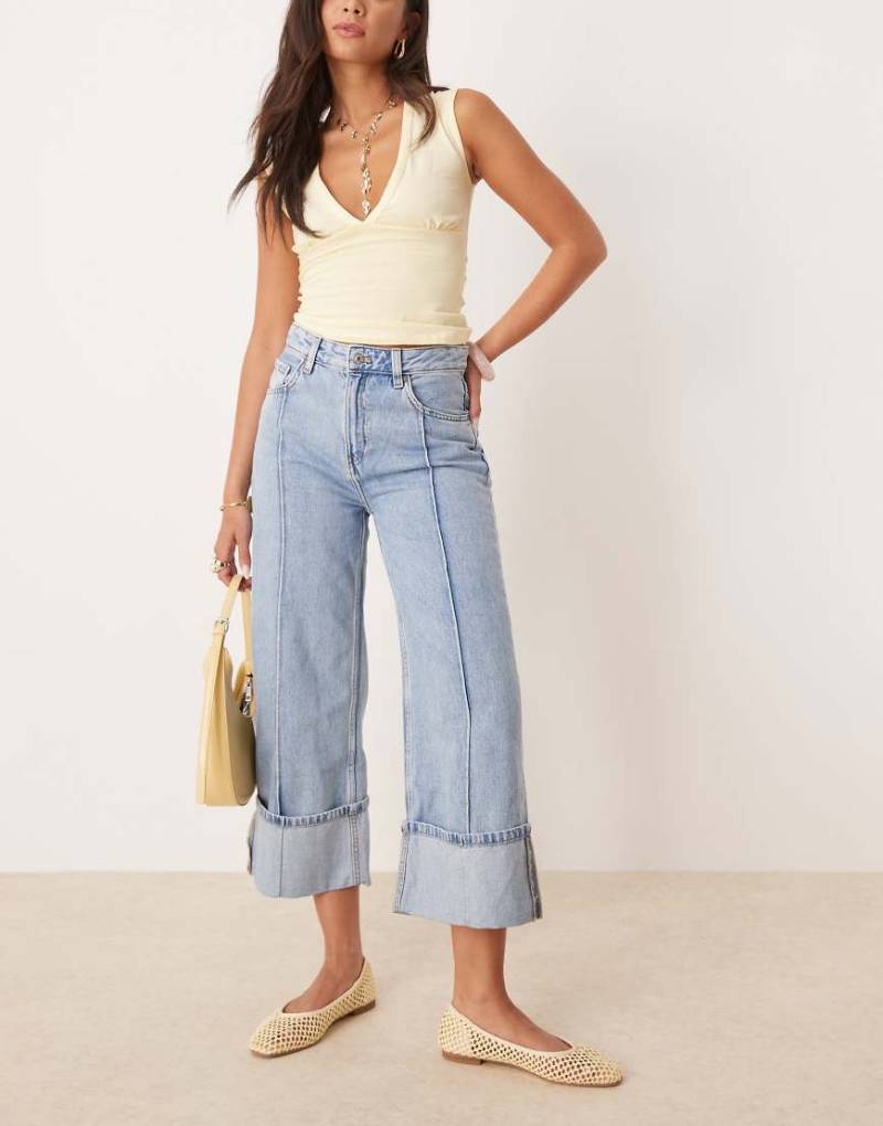 Mango - Krempel-Jeans in Hellblau mit Bundfalten von Mango