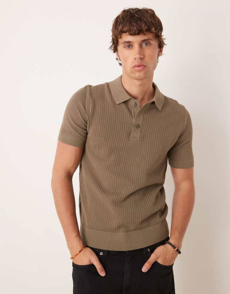 Mango - Kurzärmliges Polohemd in Dunkelgrün mit durchbrochenem Strickmuster von Mango