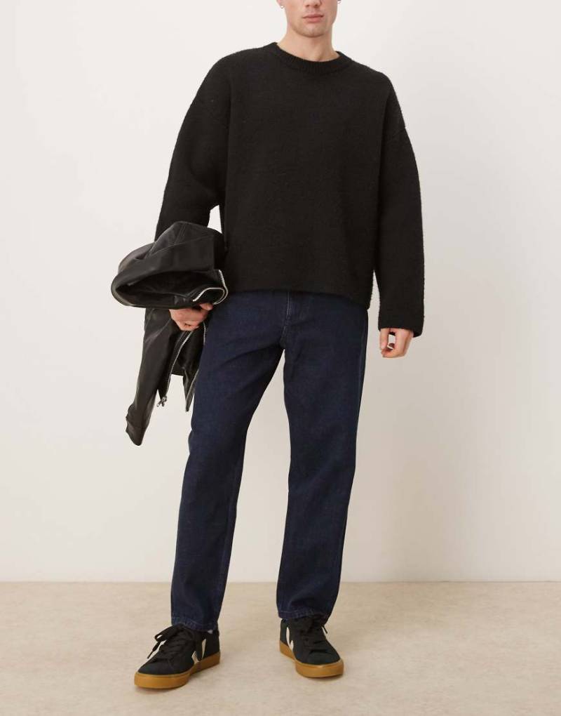 Mango - Lässig und gerade geschnittene Jeans in Dunkelblau von Mango