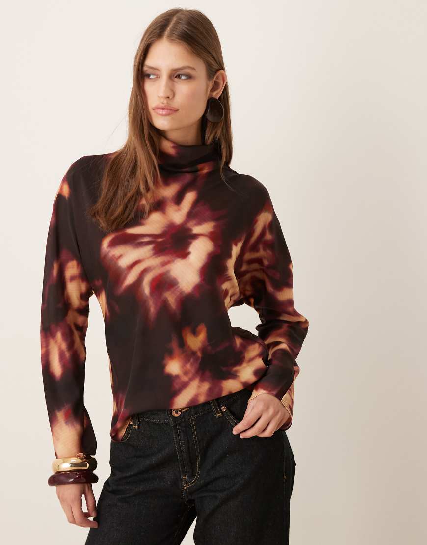 Mango - Langärmlige Bluse in Dunkelrot mit Blumenprint von Mango