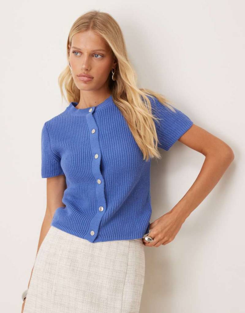 Mango - Leichte, kurzärmlige Strickjacke in Blau von Mango