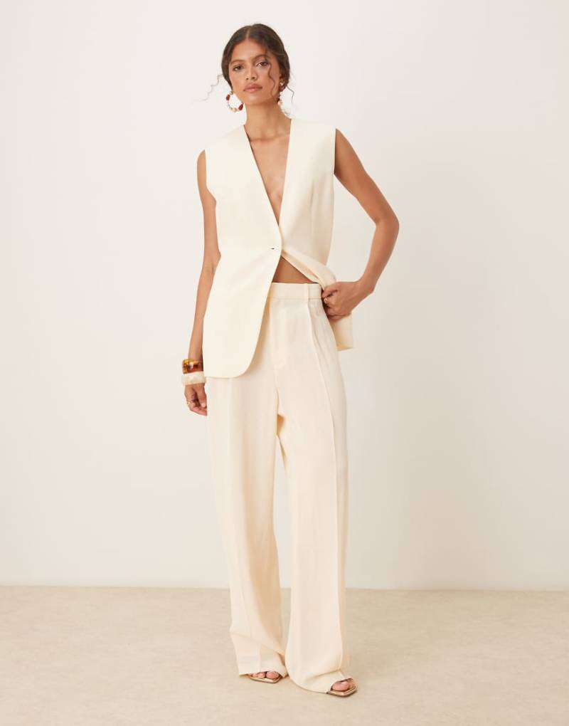 Mango - Leichte Hose in Buttermilch mit geradem Bein und Bundfalten, Kombiteil-Gelb von Mango