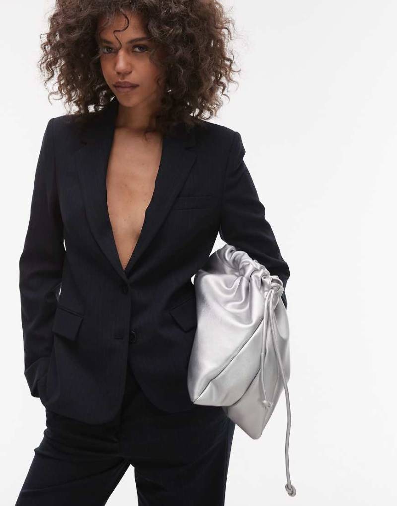 Mango - Leichter Blazer in Marineblau mit dünnen Nadelstreifen, Kombiteil von Mango