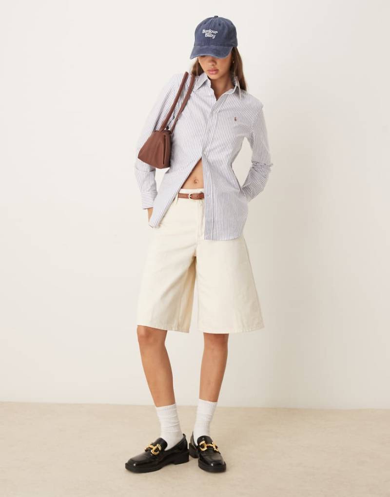 Mango - Locker geschnittene Longline-Jeansshorts in Weiß von Mango