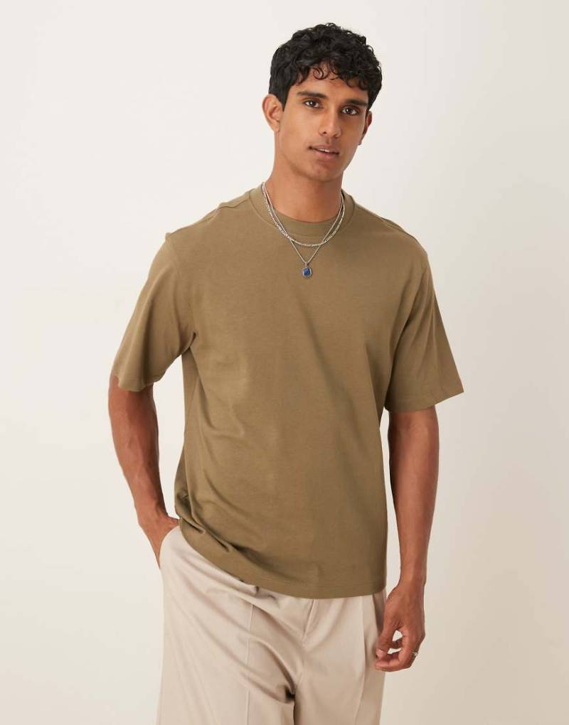 Mango - Locker geschnittenes T-Shirt aus Baumwolle in Khaki-Grün von Mango