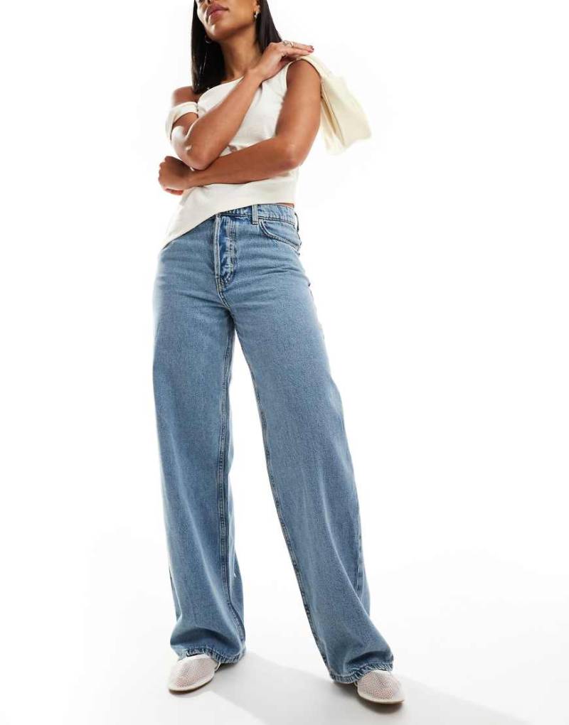 Mango - Lockere Jeans in hellblauer Waschung mit geradem Schnitt von Mango