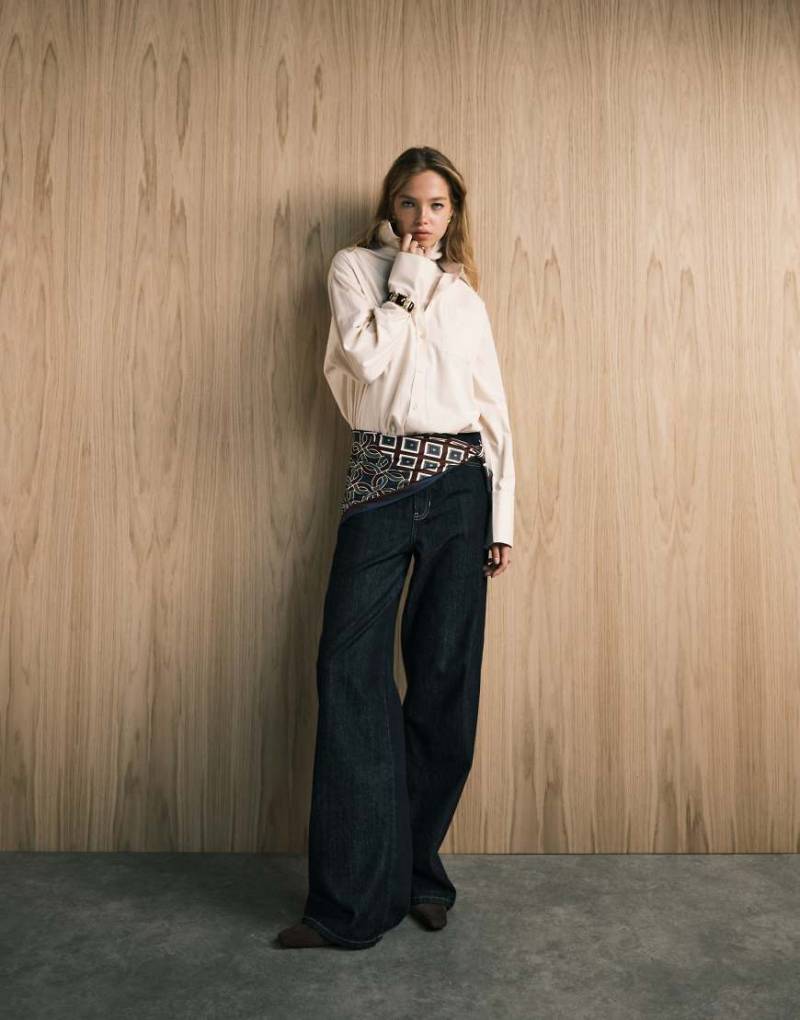 Mango - Max - Straight Jeans aus Baumwolle in Indigoblau mit Kontrastnaht von Mango