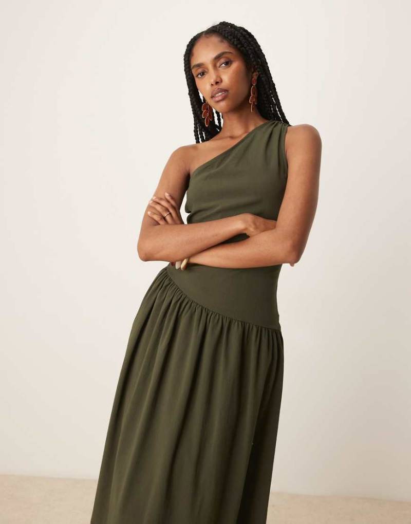 Mango - Maxikleid in Khaki mit One-Shoulder-Träger, tiefer Taille und weichem Ballonsaum-Grün von Mango