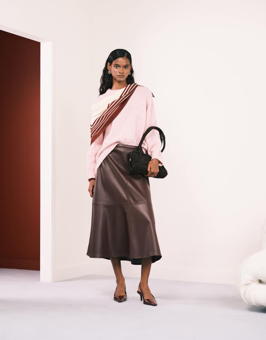 Mango - Midirock aus Kunstleder in Burgunderrot von Mango