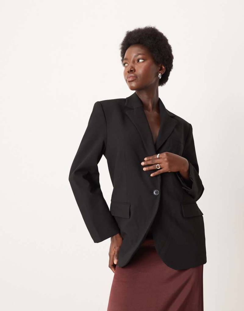 Mango - Mila - Eleganter Relaxed-Fit-Blazer in Schwarz von Mango