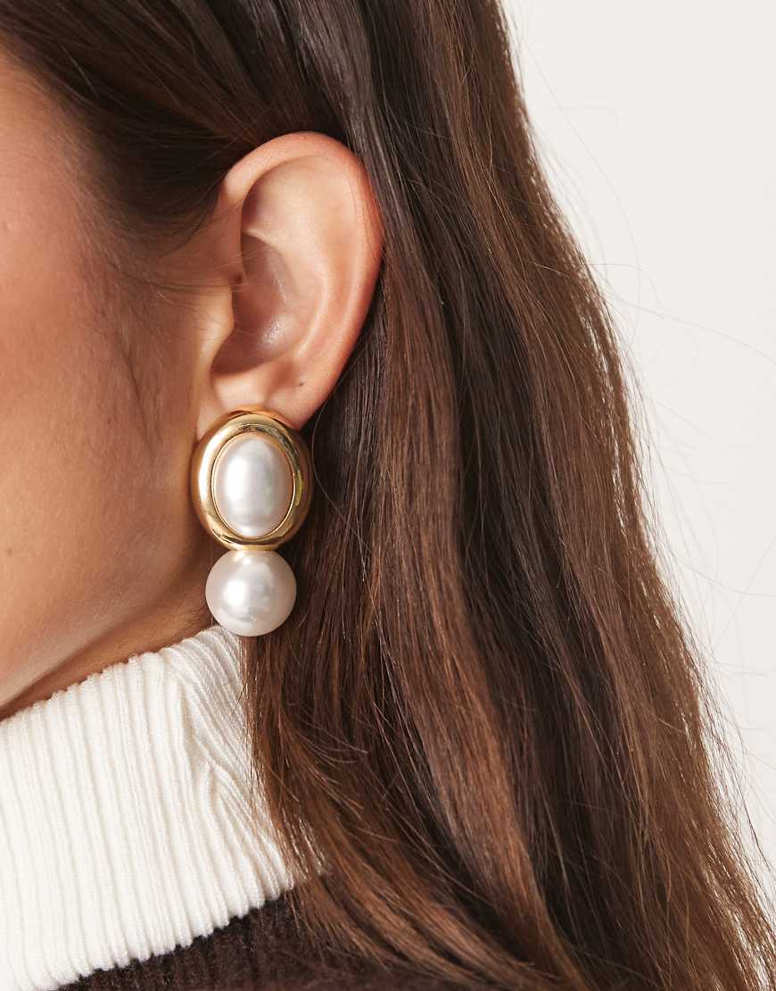 Mango - Ohrstecker in Gold-Optik mit Perlen-Effekt und Anhänger-Goldfarben von Mango