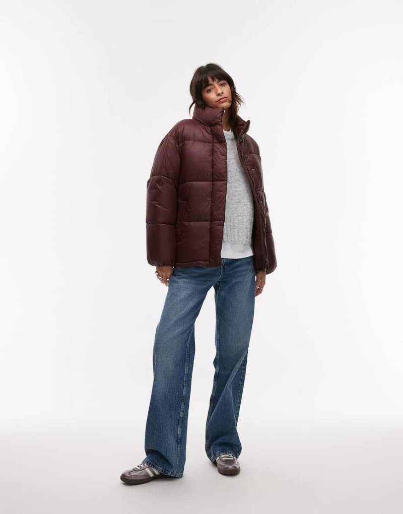 Mango - Puffermantel in Burgunderrot mit lockerem Oversize-Schnitt und Kragen von Mango