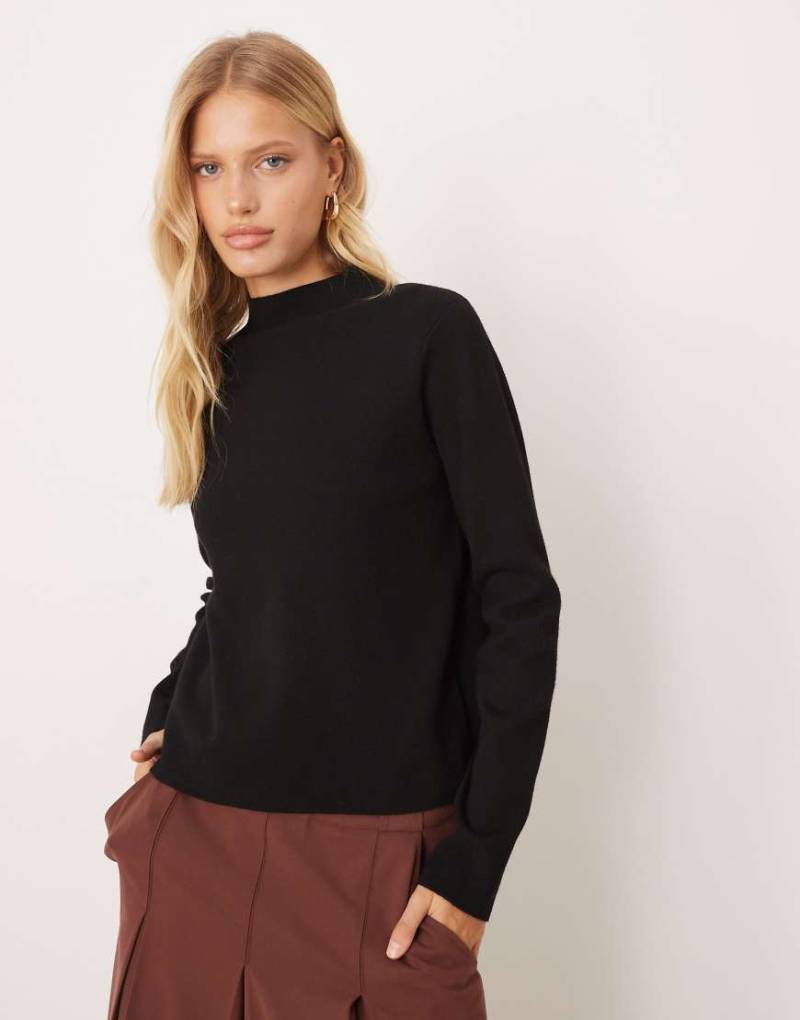 Mango - Pullover in Schwarz mit hohem Kragen von Mango