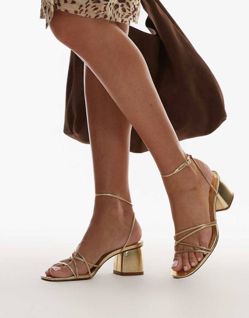 Mango - Riemchensandalen in Gold mit Blockabsatz-Goldfarben von Mango
