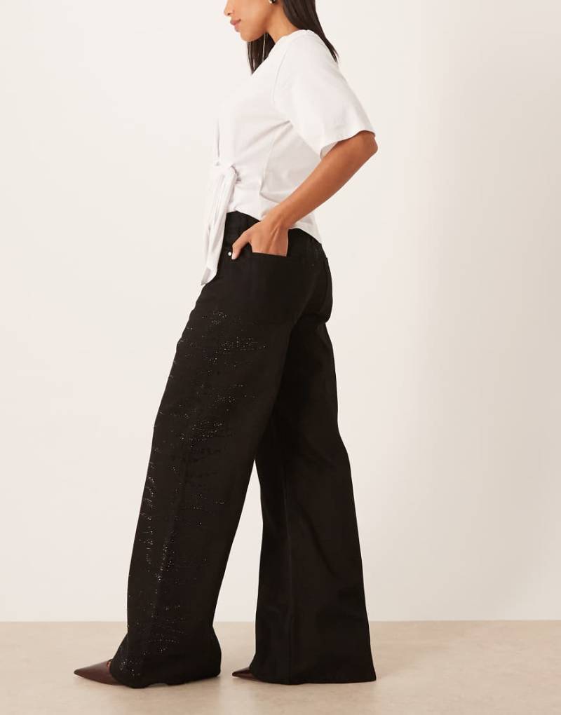 Mango - Samantha - Jeans aus 100% Baumwolle in Schwarz mit seitlicher Verzierung von Mango