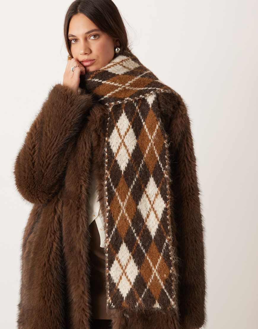 Mango - Schal aus Wollmix in Mokka mit Rautenmuster, Kombiteil-Brown von Mango