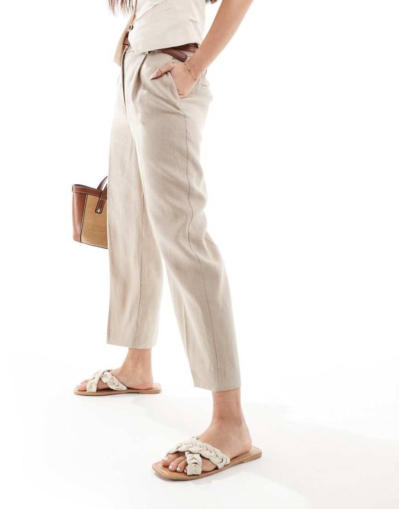 Mango - Schmal geschnittene Leinenhose in Beige mit elastischem Bund-Neutral von Mango
