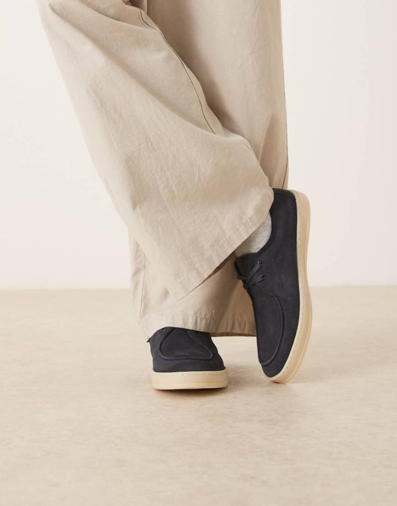 Mango - Schnürschuhe aus Wildleder in Marineblau mit kontrastierender Sohle von Mango