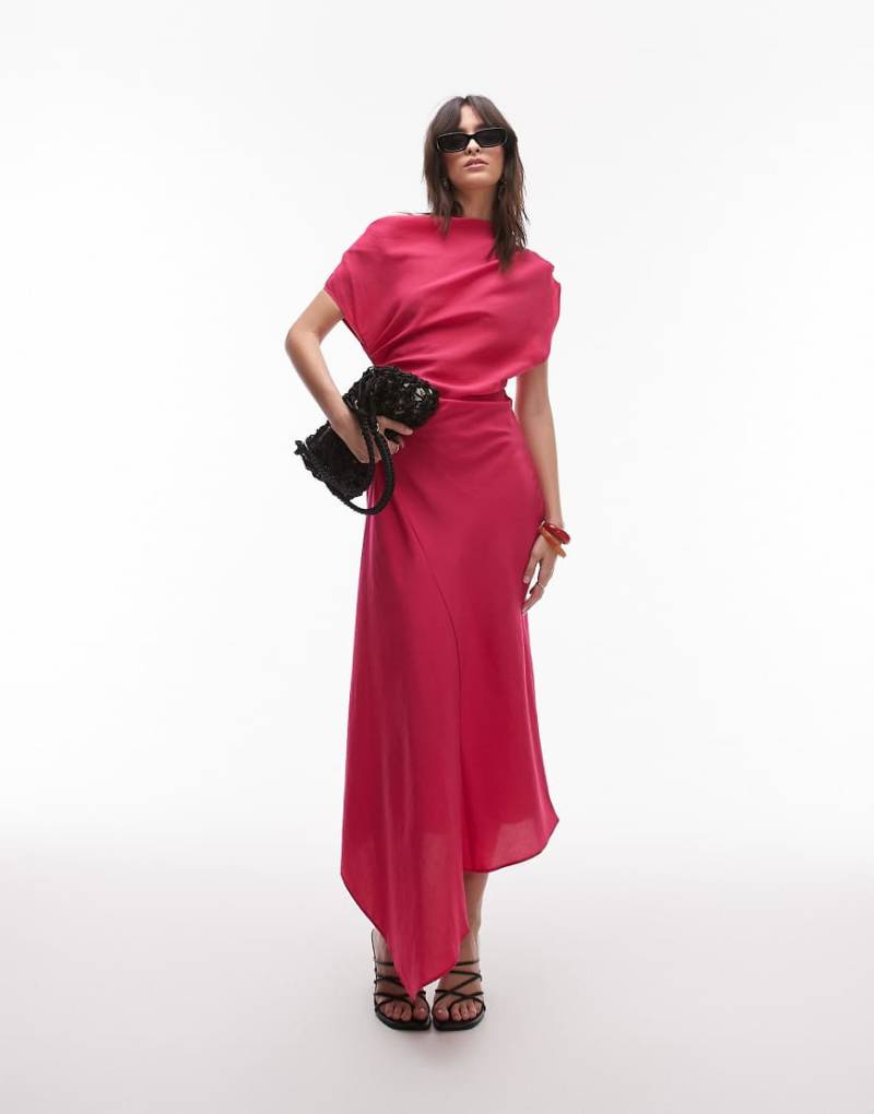 Mango - Schulterfreies, asymmetrisches Kleid in Himbeerrot mit gerafftem Oberteil Mango - Schulterfreies, asymmetrisches Kleid in Himbeerrot mit gerafftem Oberteil von Mango