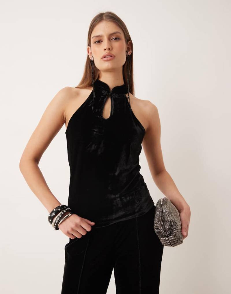 Mango - Schwarzes Samt-Top mit Zierausschnitten, Kombiteil von Mango