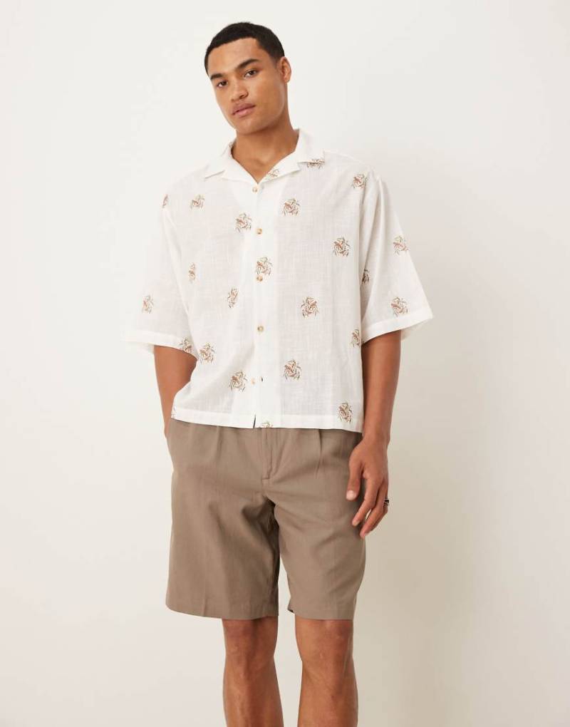 Mango - Shorts aus Baumwollmix in Braun mit Plissierung von Mango