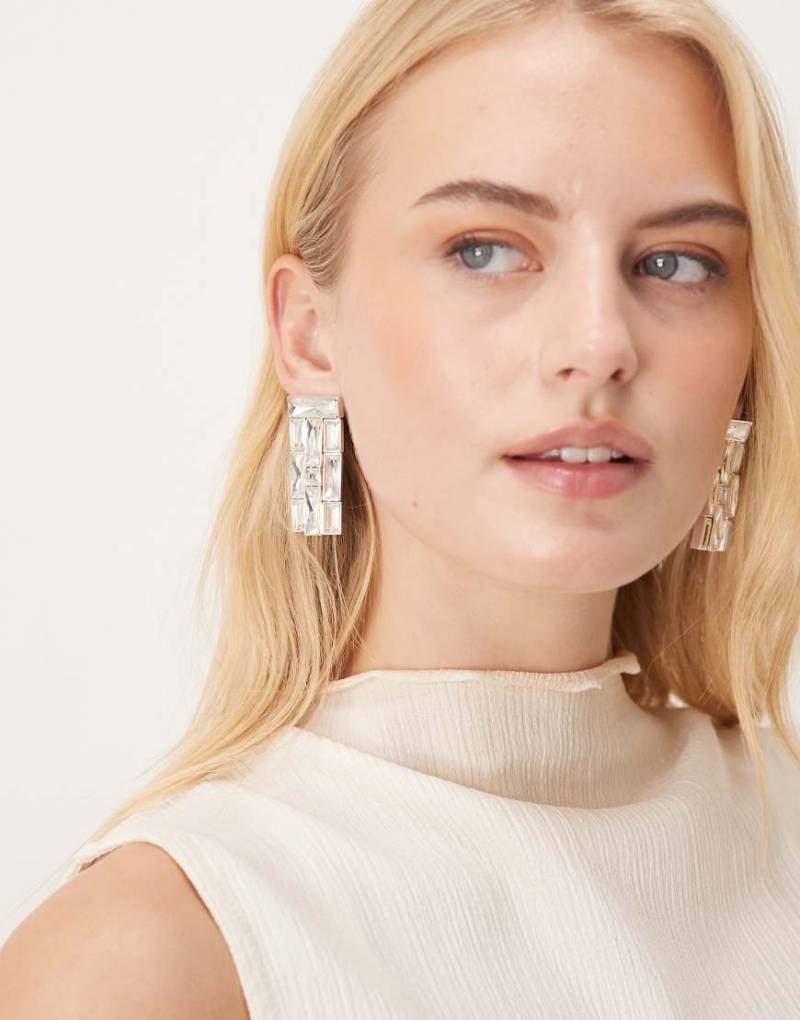 Mango - Statement-Hängeohrringe in Silberoptik von Mango