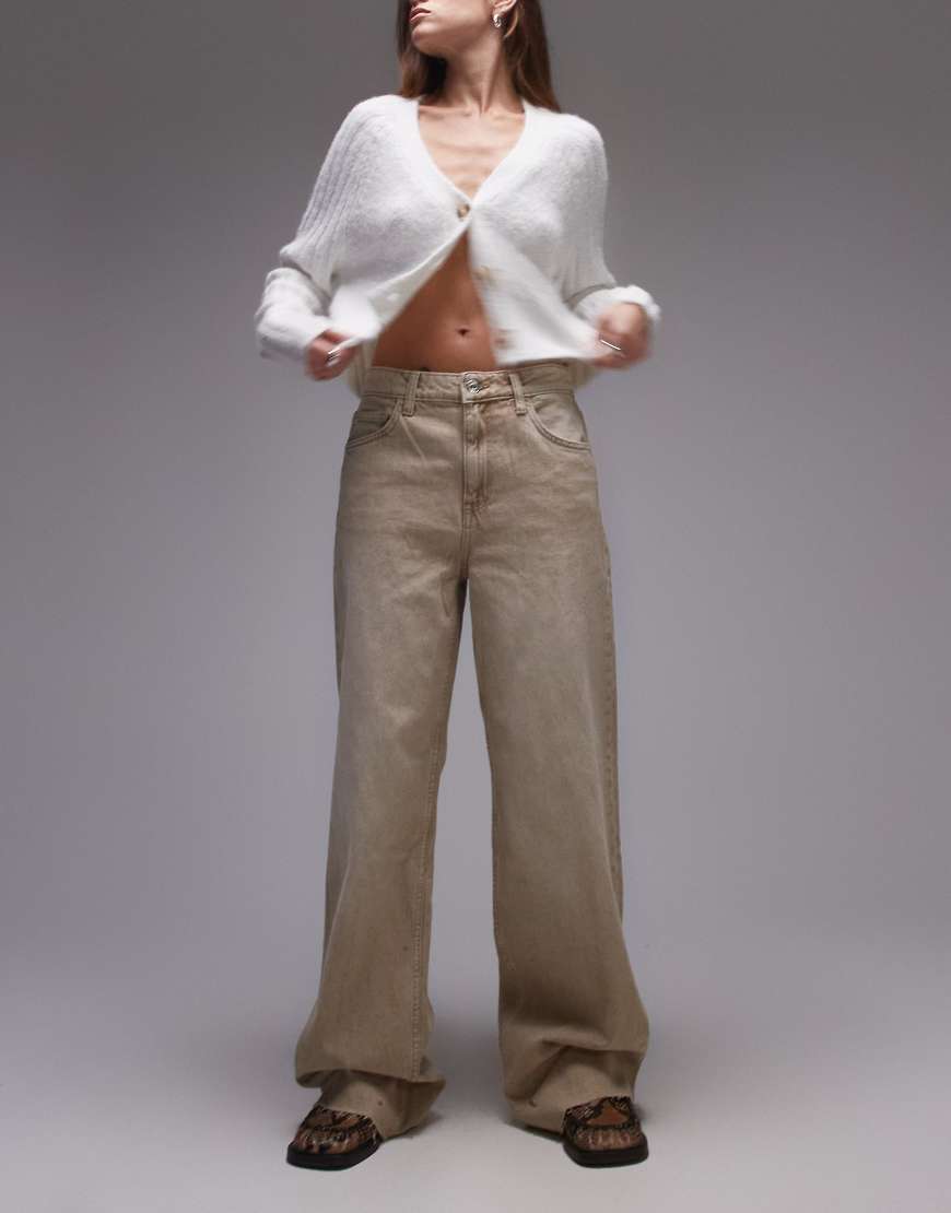 Mango - Danila - Jeans in brauner Vintage-Waschung mit unbehandeltem Saum Mango - Danila - Jeans in brauner Vintage-Waschung mit unbehandeltem Saum von Mango