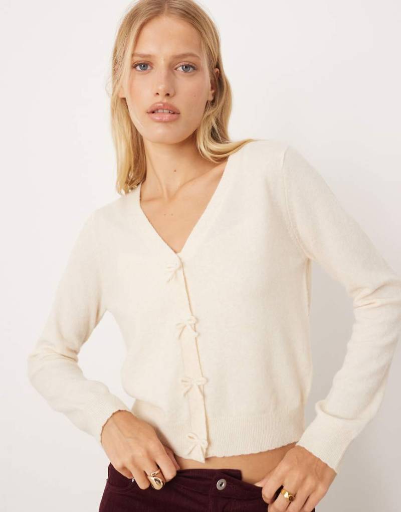 Mango - Strickjacke aus Wollmix in Beige mit Schleifen-Detail-Neutral von Mango