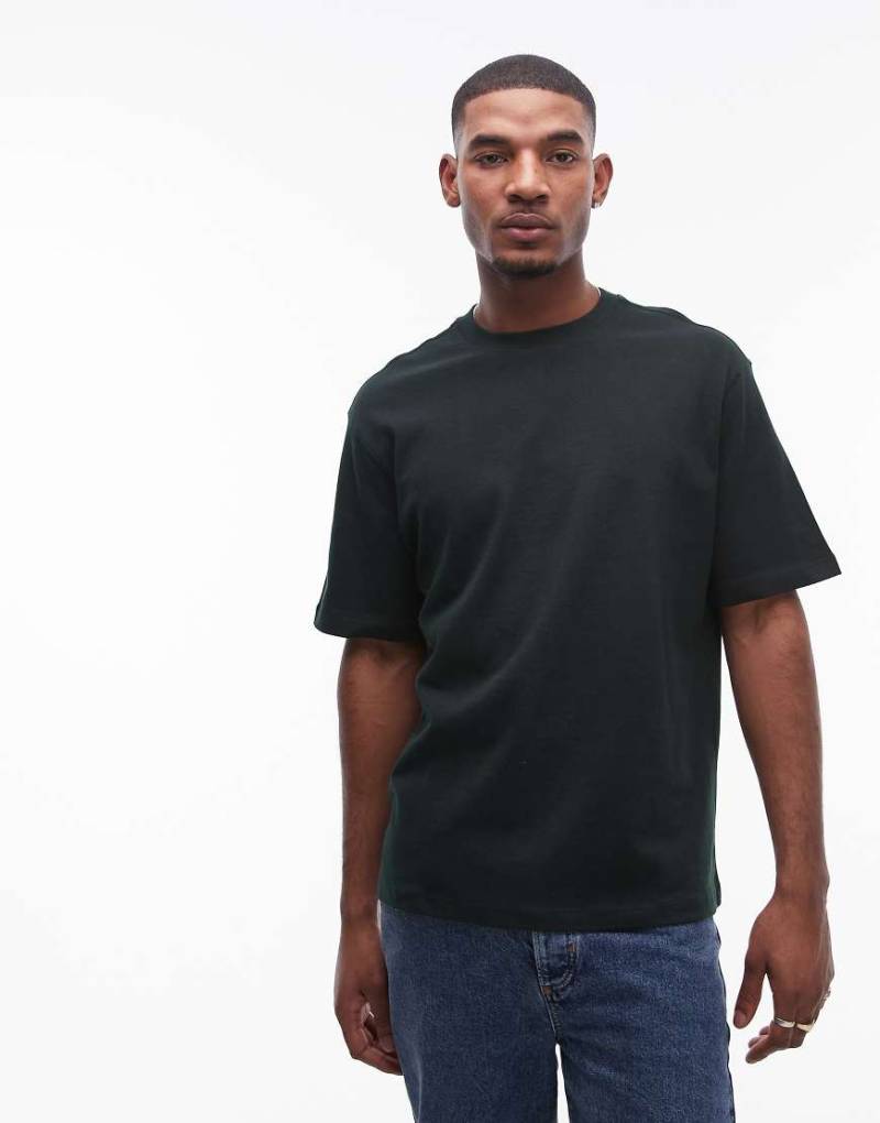 Mango - T-Shirt aus hochwertiger Baumwolle in Dunkelgrün mit normalem Schnitt von Mango