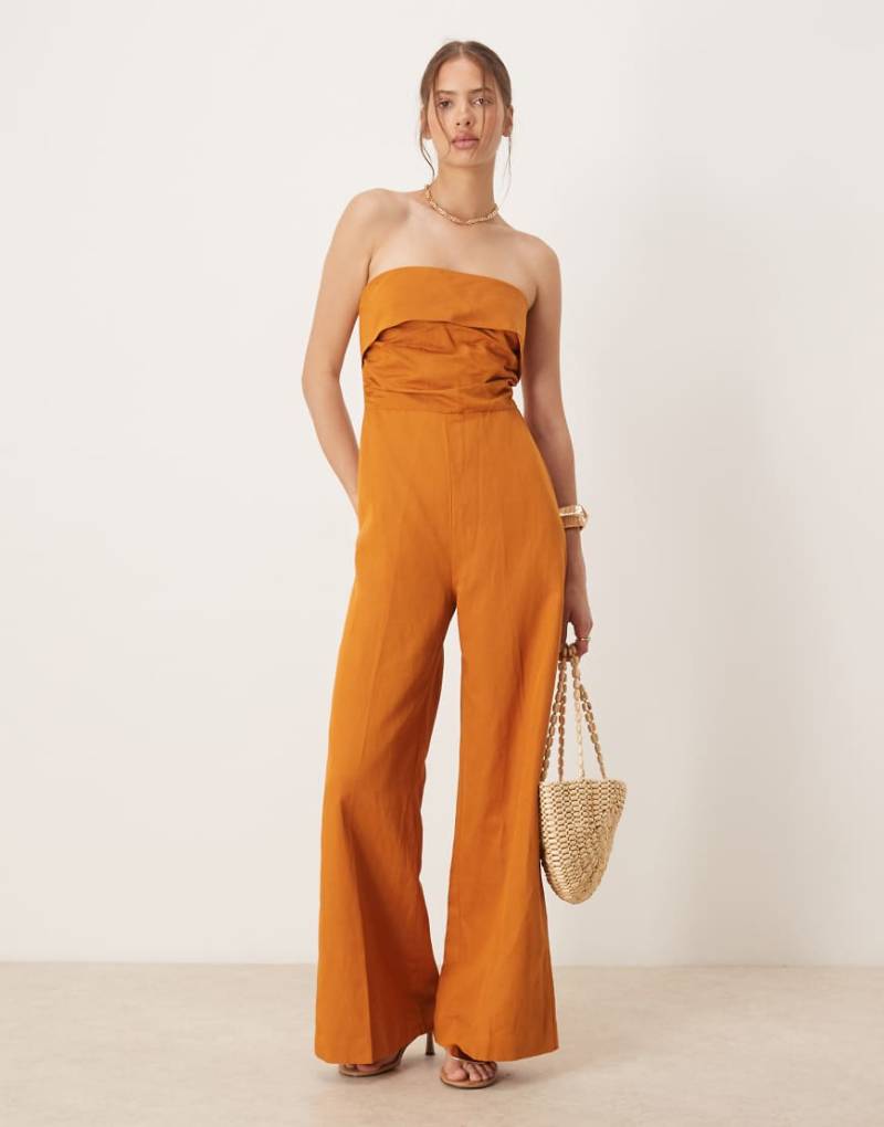 Mango - Trägerloser Jumpsuit aus Leinenmix in kräftigem Orange von Mango
