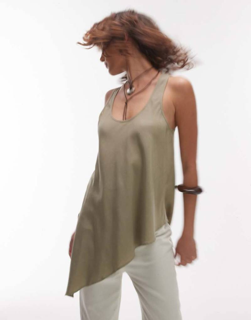 Mango - Weiches Oberteil in Grün mit asymmetrischem Saum von Mango