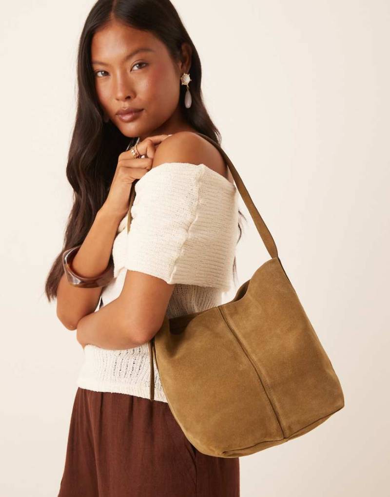 Mango - Wildleder-Tasche in Hellbraun mit Schnallenriemen von Mango