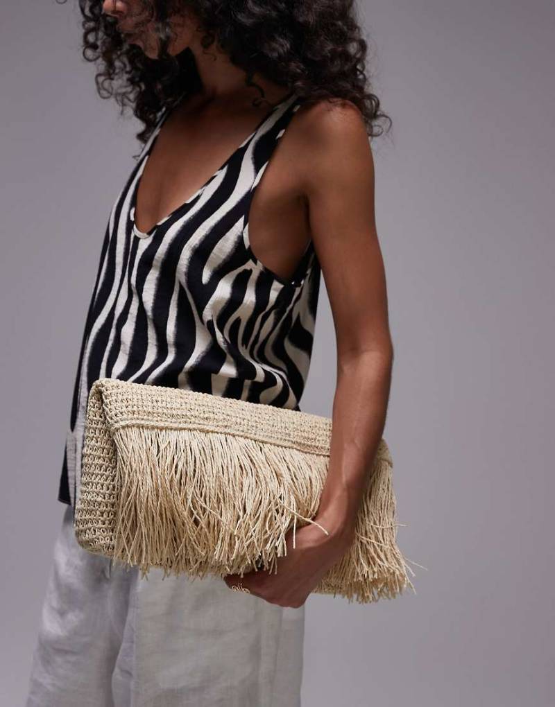 Mango featuring Kaia Gerber - Bast-Clutch in Beige-Neutral von Mango