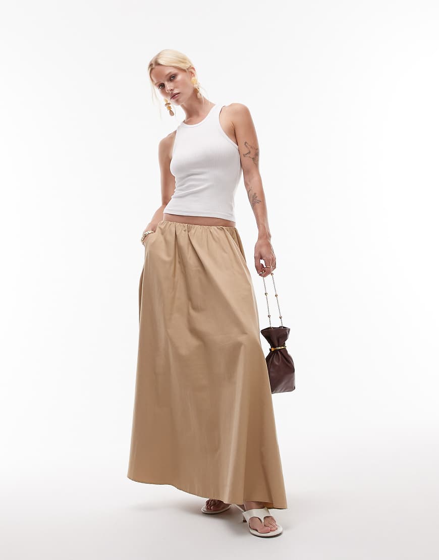 Mango featuring Kaia Gerber - Gestufter Maxirock in Steinbeige-Neutral Mango featuring Kaia Gerber - Gestufter Maxirock in Steinbeige-Neutral von Mango
