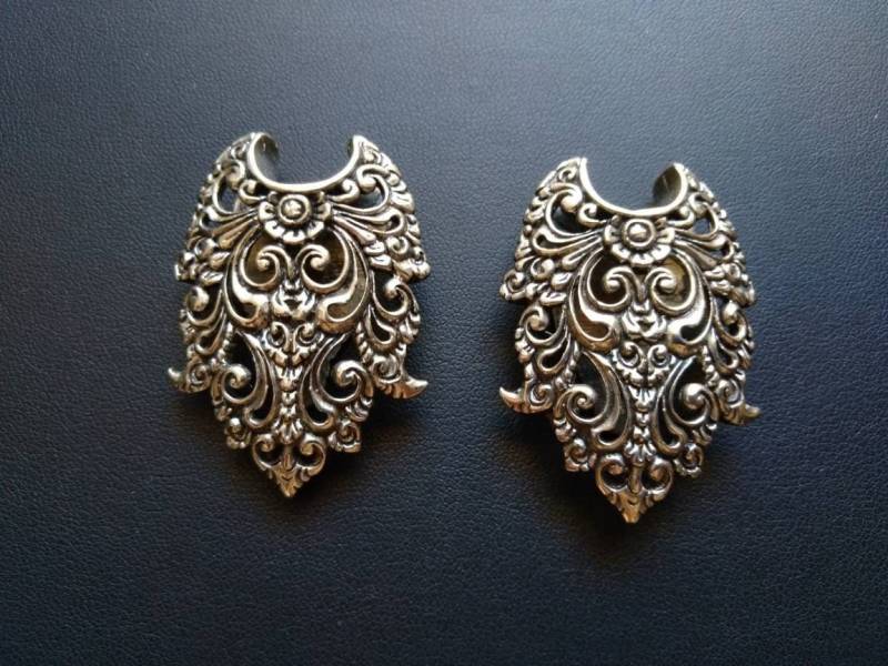 Leaf Subang Versilberte Ohrstecker - Größe 16 Mm Körpermodifikation Ohr-Expander Stammesschmuck Ohrdehnung Boho-Juwelen Neue Kollektion von MangoPurpleJewels