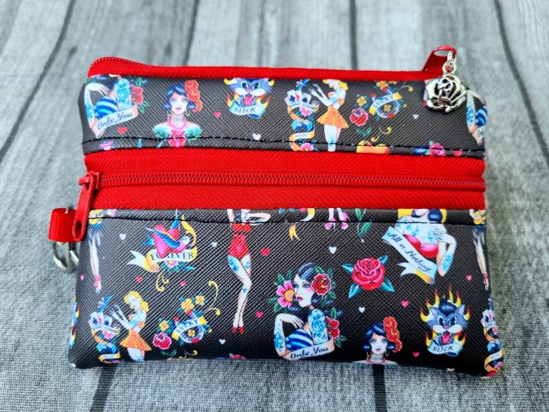Schlüsseltasche Mini Geldbörse Pin Up Rockabilly Schwarz Rot 2In1 Schlüsseletui Polka 70Er Jahre Tattoo Handmade Mäppchen Geschenkidee Vegan von Mangofuesschen