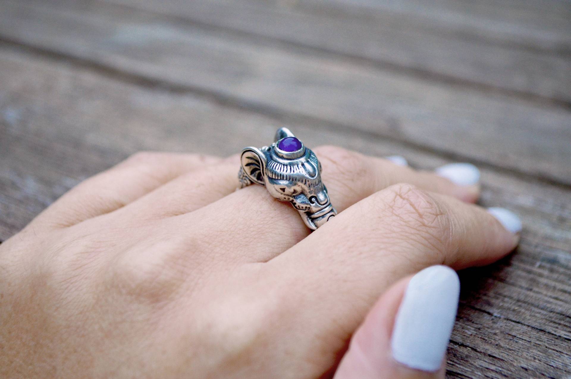 Amethyst Ganesh Ring 925 Sterling Silber 3D Elefantenkopf von MangosteenDreams