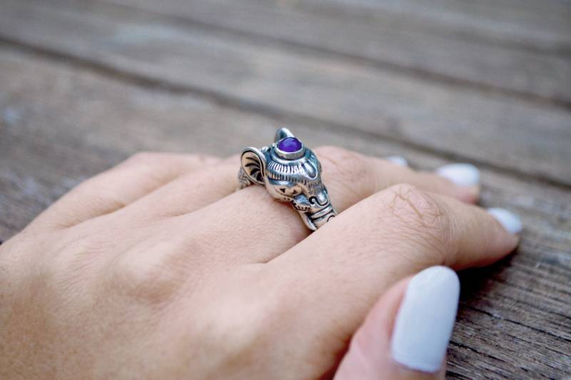 Amethyst Ganesh Ring 925 Sterling Silber 3D Elefantenkopf von MangosteenDreams