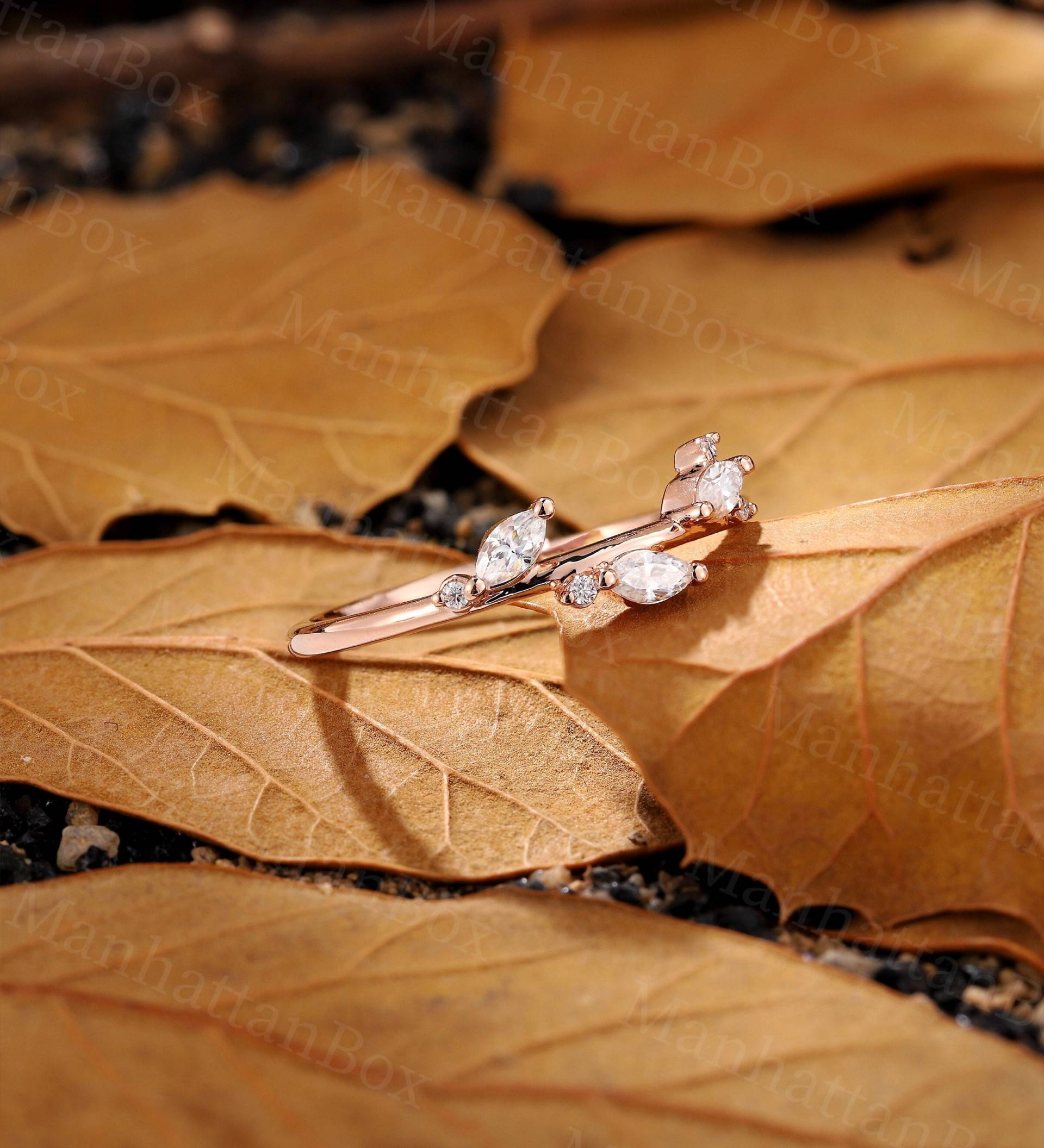 Marquise Diamant Ehering Roségold |Vintage Moissanite Stapeln Passende Braut Band | Art Deco Zierlicher Zweig Versprechen Jahrestag Ring von ManhattanBox