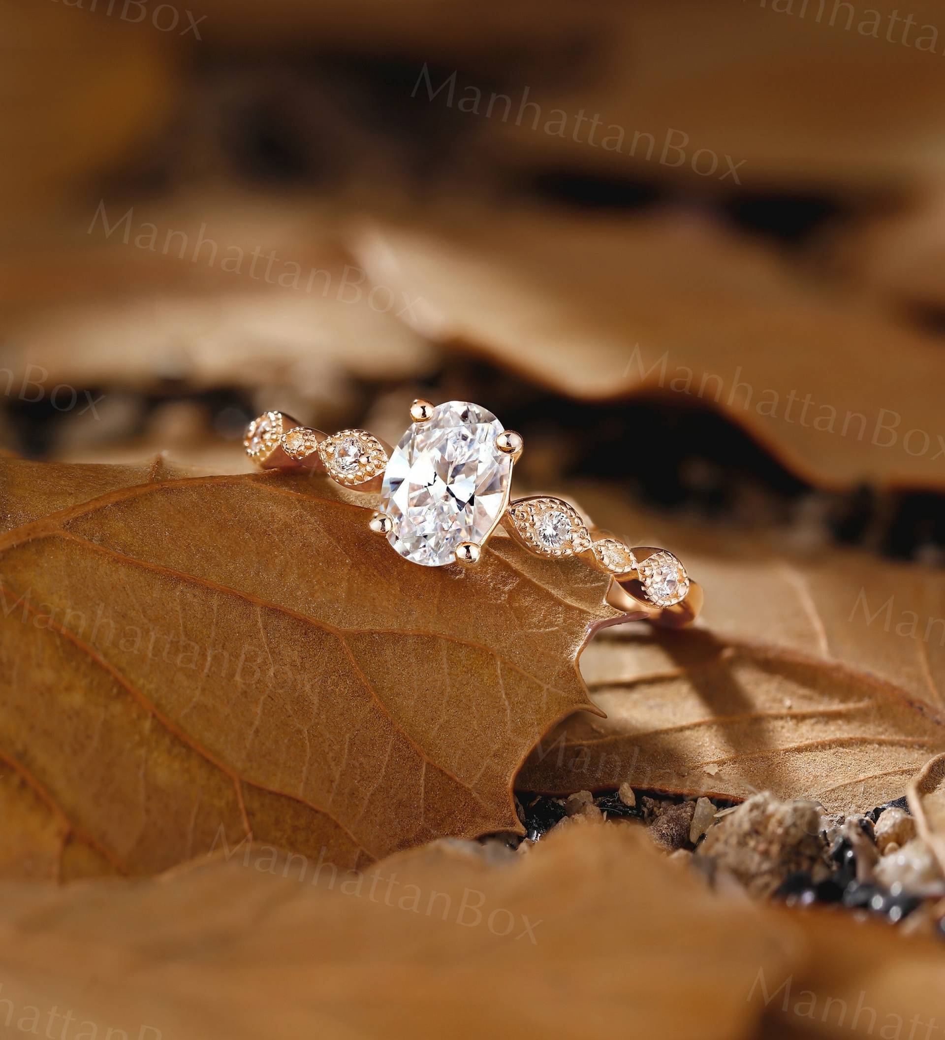 Ovalschliff Moissanite Verlobungsring Roségold Vintage Milgrain Brial Ring Antiker Runder Diamant Ehering Jubiläum Versprechen Frauen von ManhattanBox