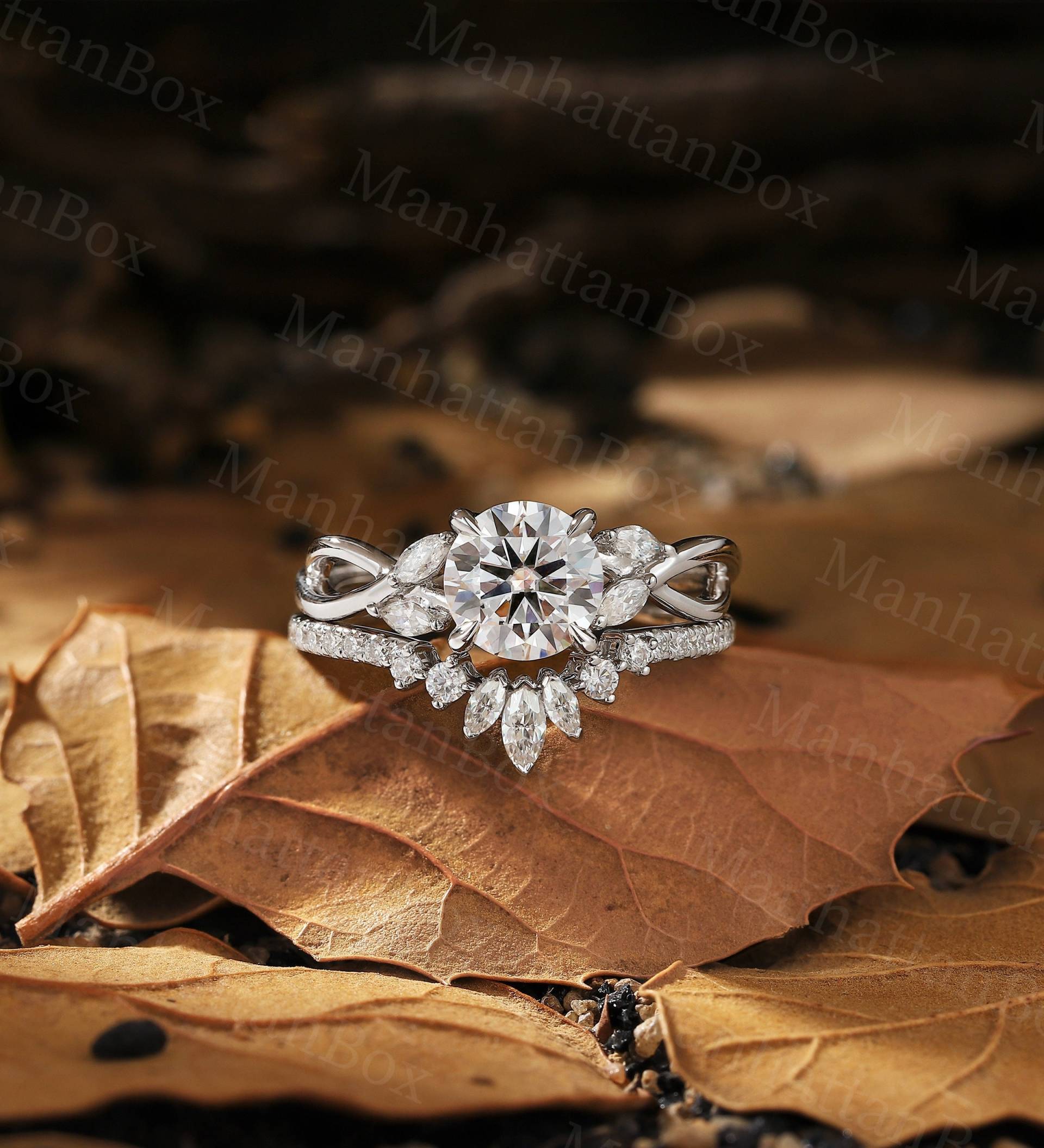 Rundes Moissanite Verlobungsring Set | Art Deco Weißgold Ehering Set|Marquise Diamant Gebogen Brautring|Anniversary Promise Ring von ManhattanBox