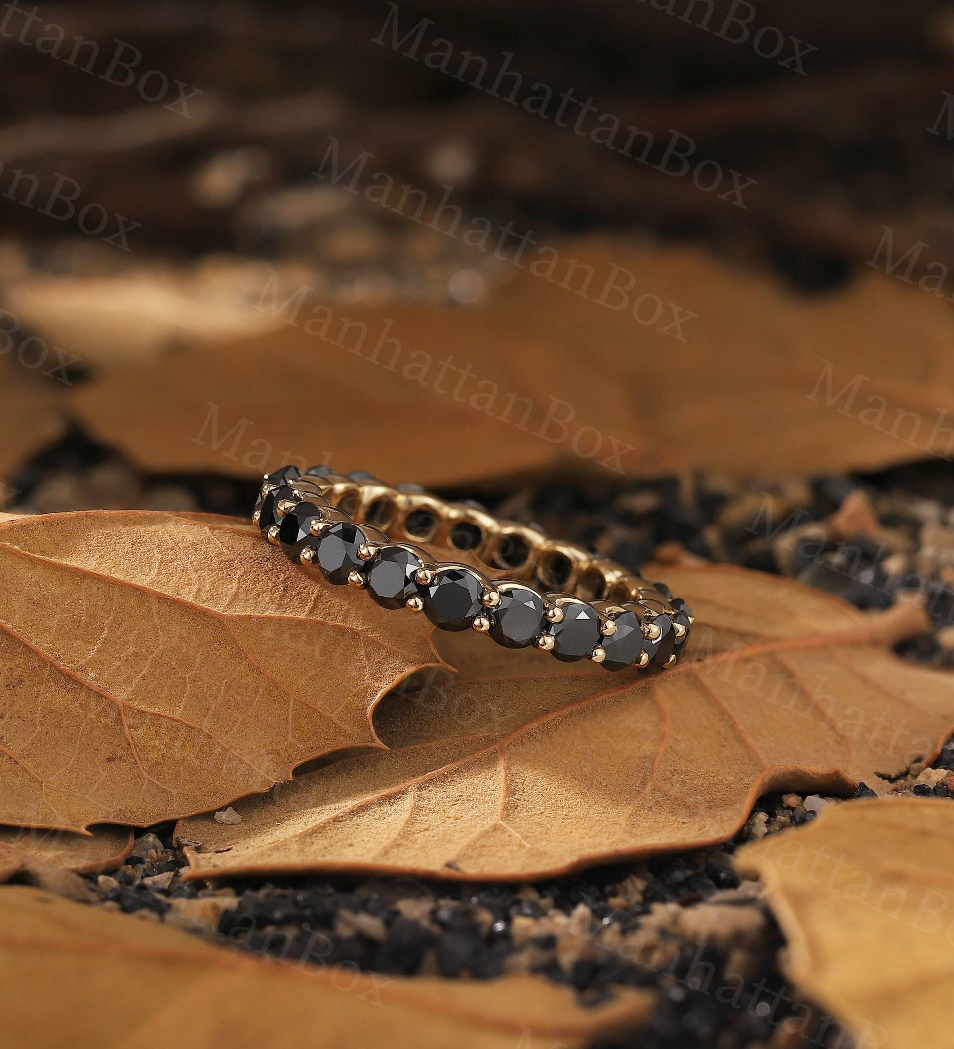 Vintage Brilliant Cut Black Onyx Ehering Roségold Band von ManhattanBox