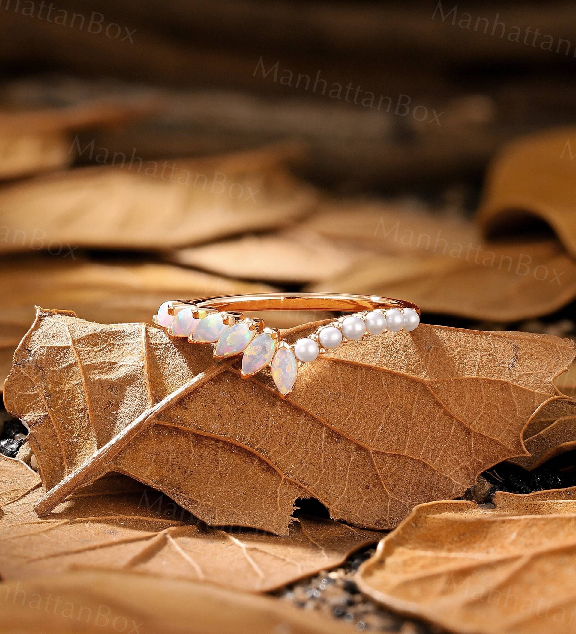 Vintage Marquise Natürliche Opal Ehering Rose Gold Runde Perle Brautring Einzigartige Stapeln Gebogene Chevon Hochzeit Versprechen Jahrestag Ring von ManhattanBox