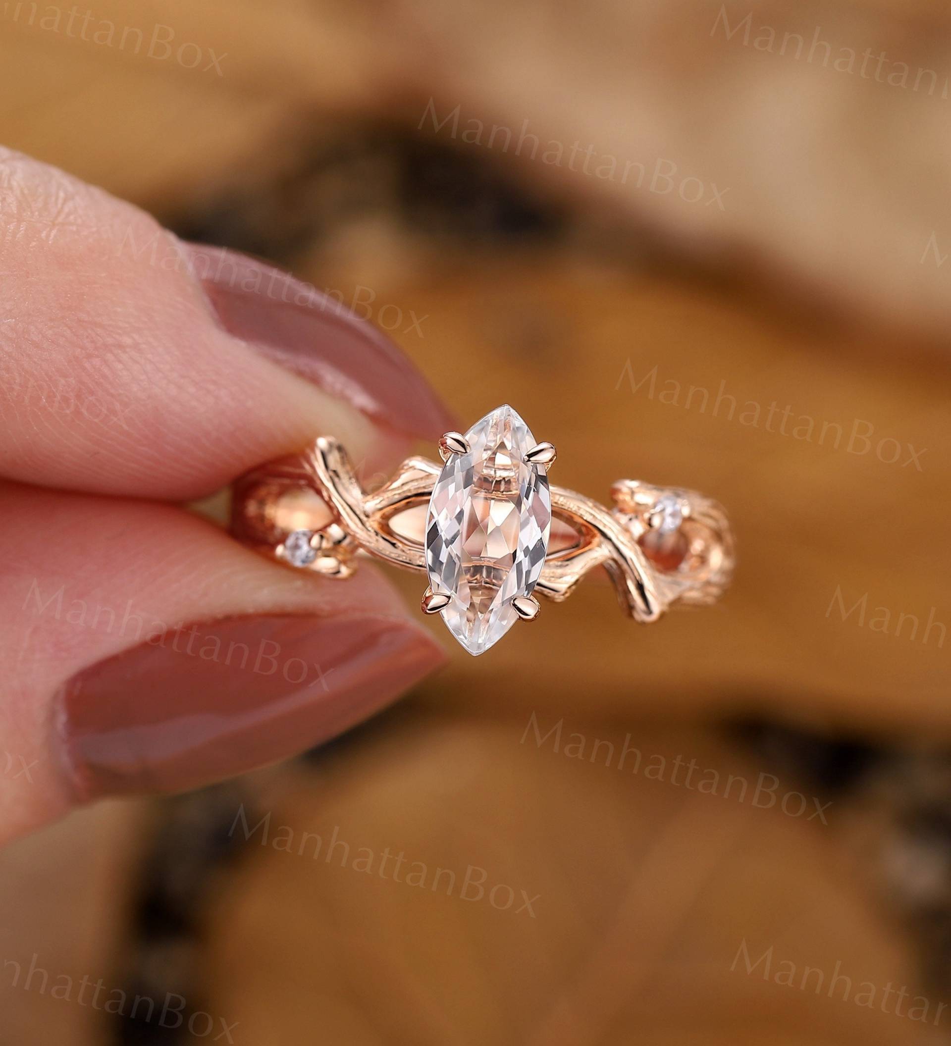 Wilder Zweig Marquiseschliff Moissanit Verlobungsring Art Deco Baumrinde Brautring Roségold Diamant Twist Ehering Natur Inspirierter Ring von ManhattanBox