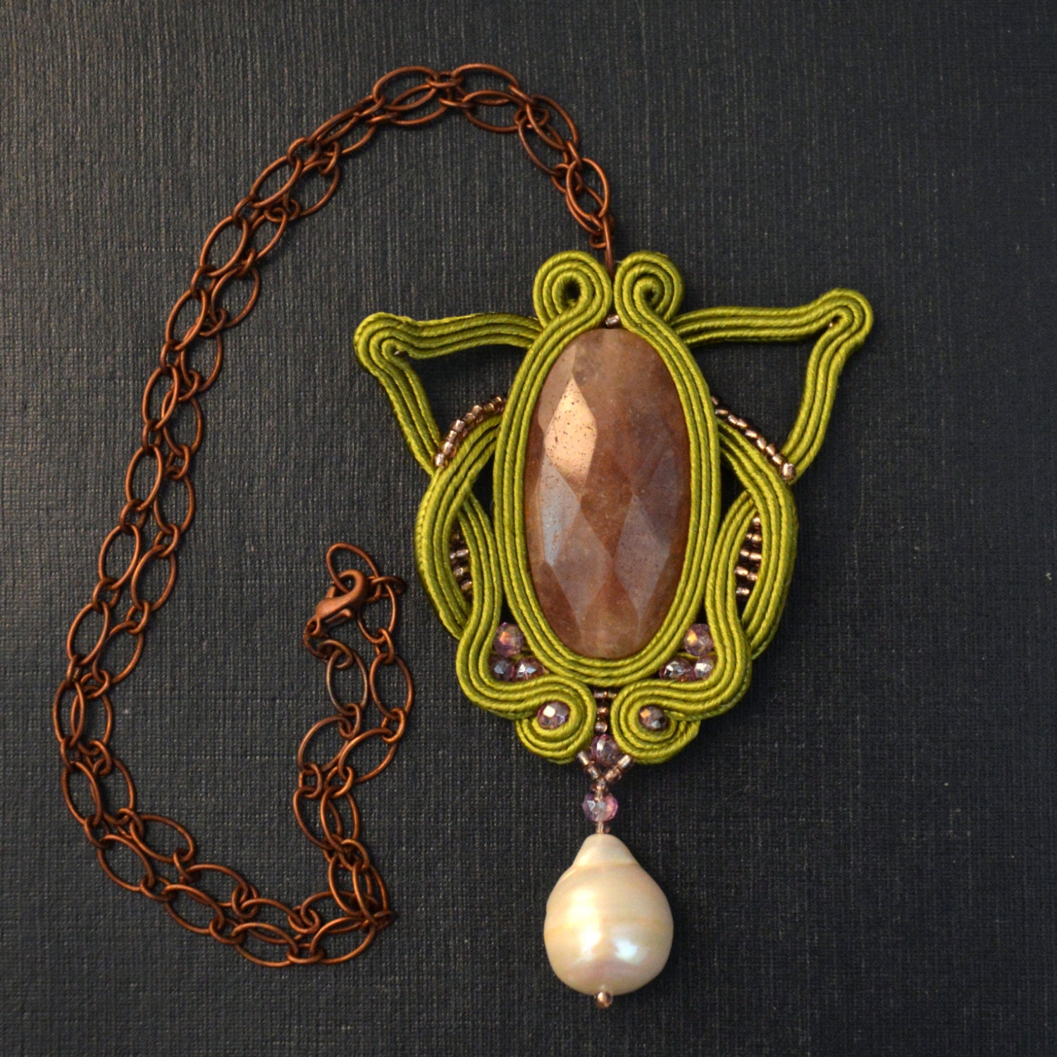 Jugendstil-Soutache-Anhänger Jugendstil-Soutache-Anhänger von ManiCreazioni