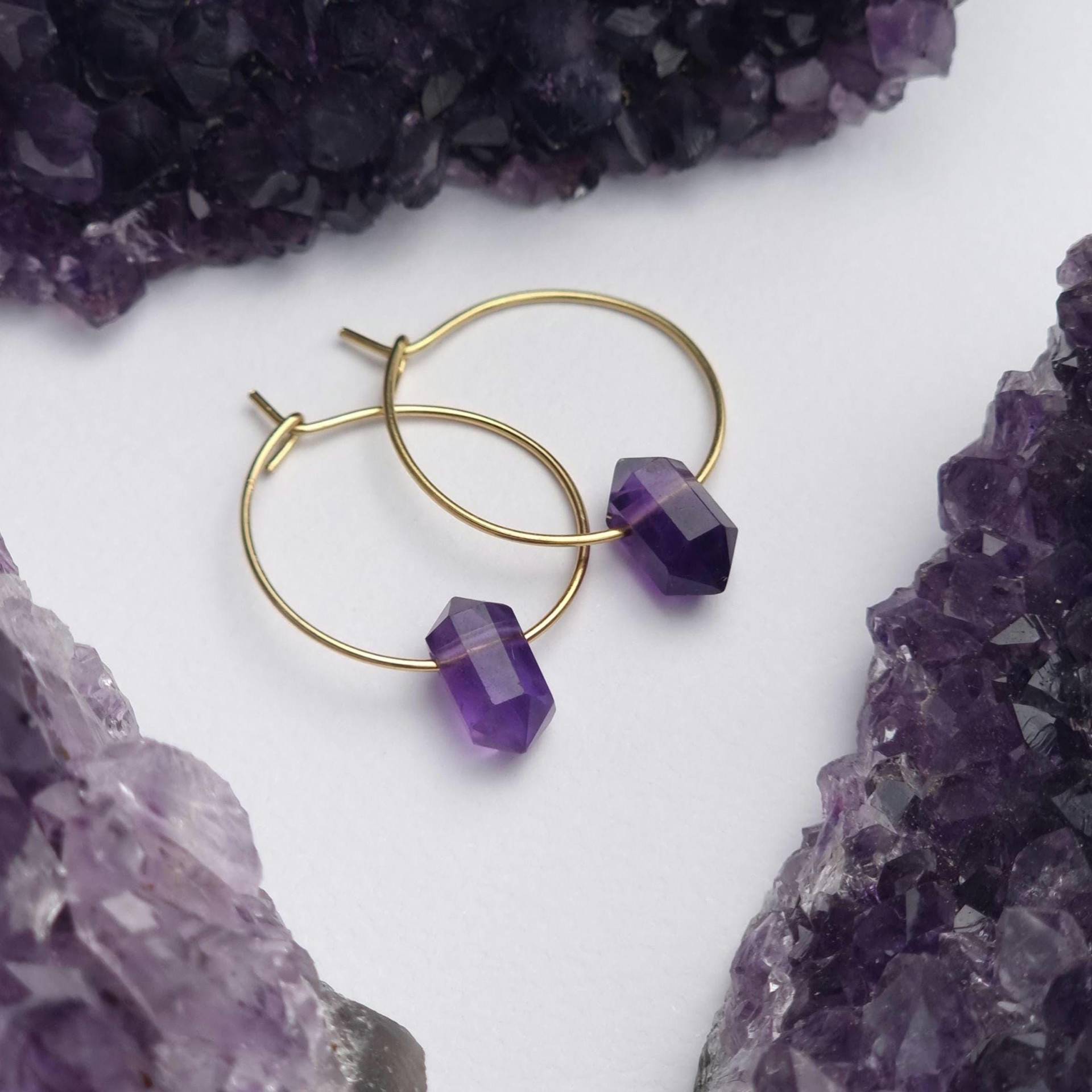 Amethyst Ohrringe Gold Oder Silber | Mit Creolen Schmuck Lila Stein von ManiVana