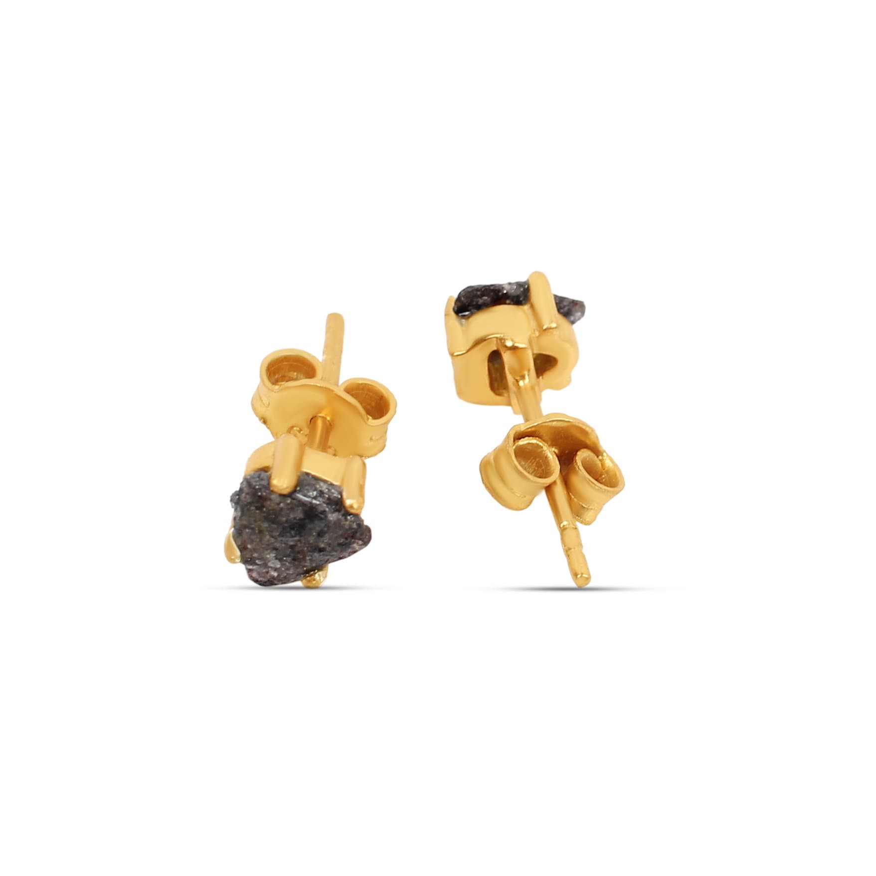 Natürliche Schwarze Diamant Gold Ohrstecker, Kleine Rohe Ohrringe, Ohrstecker Ohrringe Für Frauen, 10K Einfache von ManikarnikaDesign