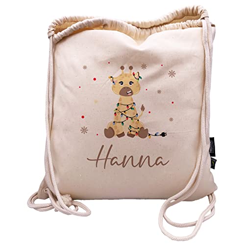 Manilu Personalisierter Turnbeutel mit Weihnachtsmotiv Giraffe und Namen aus Bio-Baumwolle | Rucksack | Sportbeutel | Wäschebeutel | Kinder | Geschenk (Weihnachten Giraffe) von Manilu